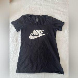 black shirt - Nike XS/S